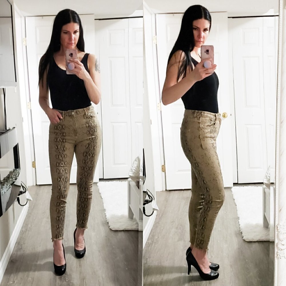 Zara * High Rise Python Print Skinny Jeans * Sz 10